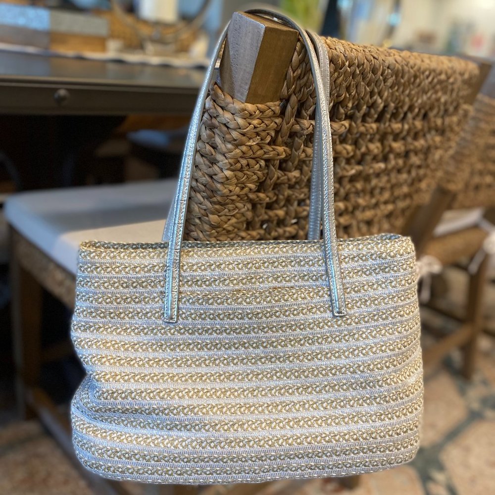 Eric Javits Squishee Straw Tote- Silver/White/Tan